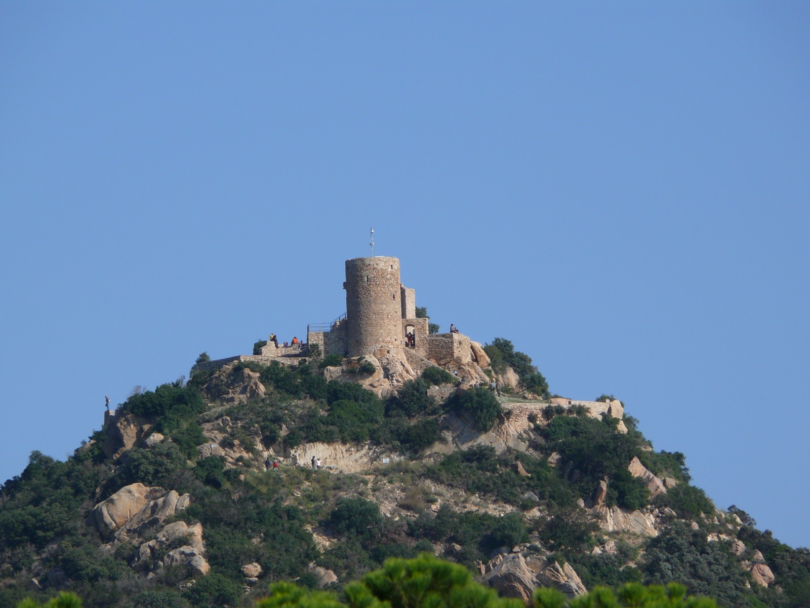 Castell de Burriac — photo 1