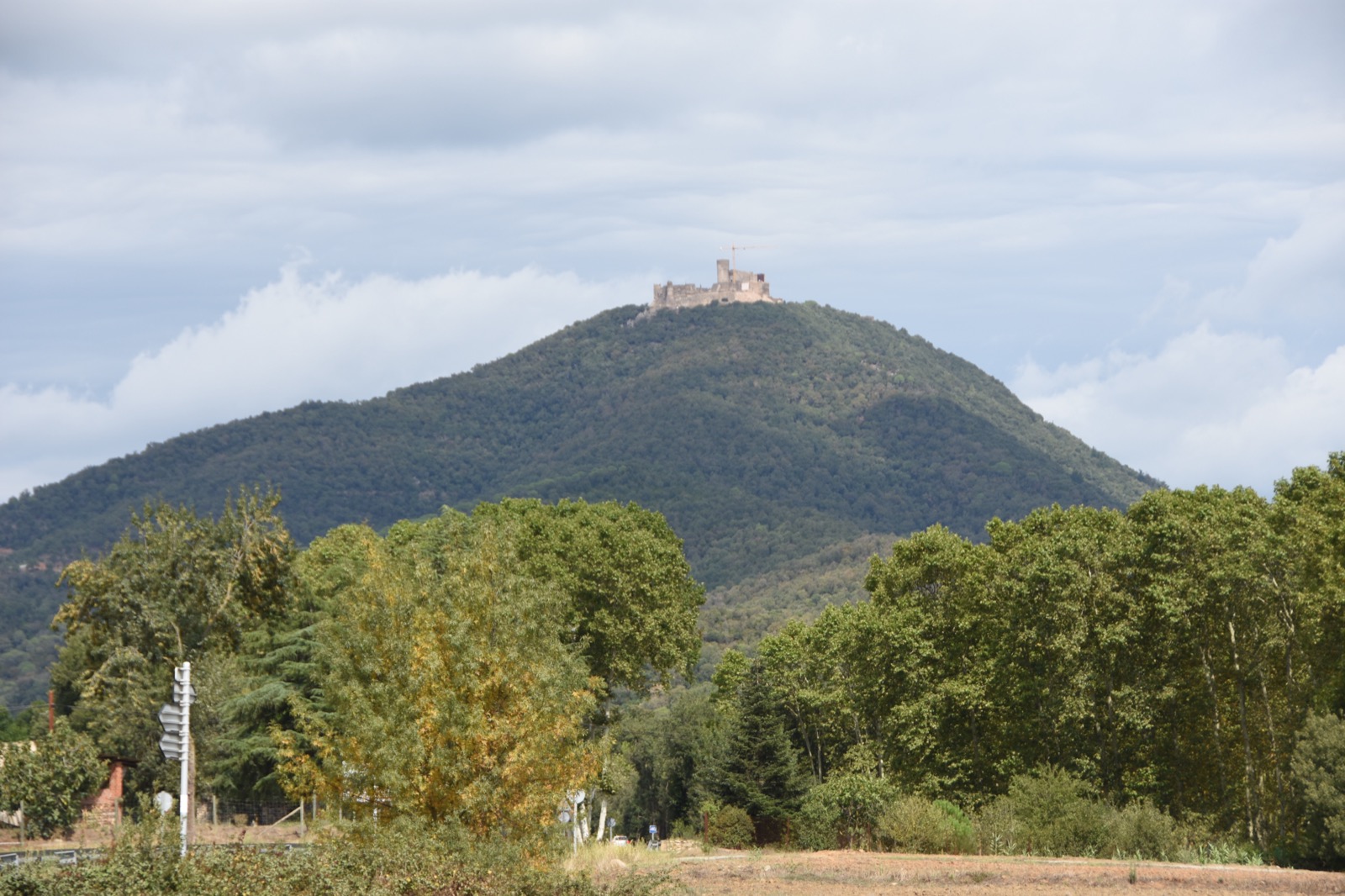 Castell de Montsoriu — photo 1