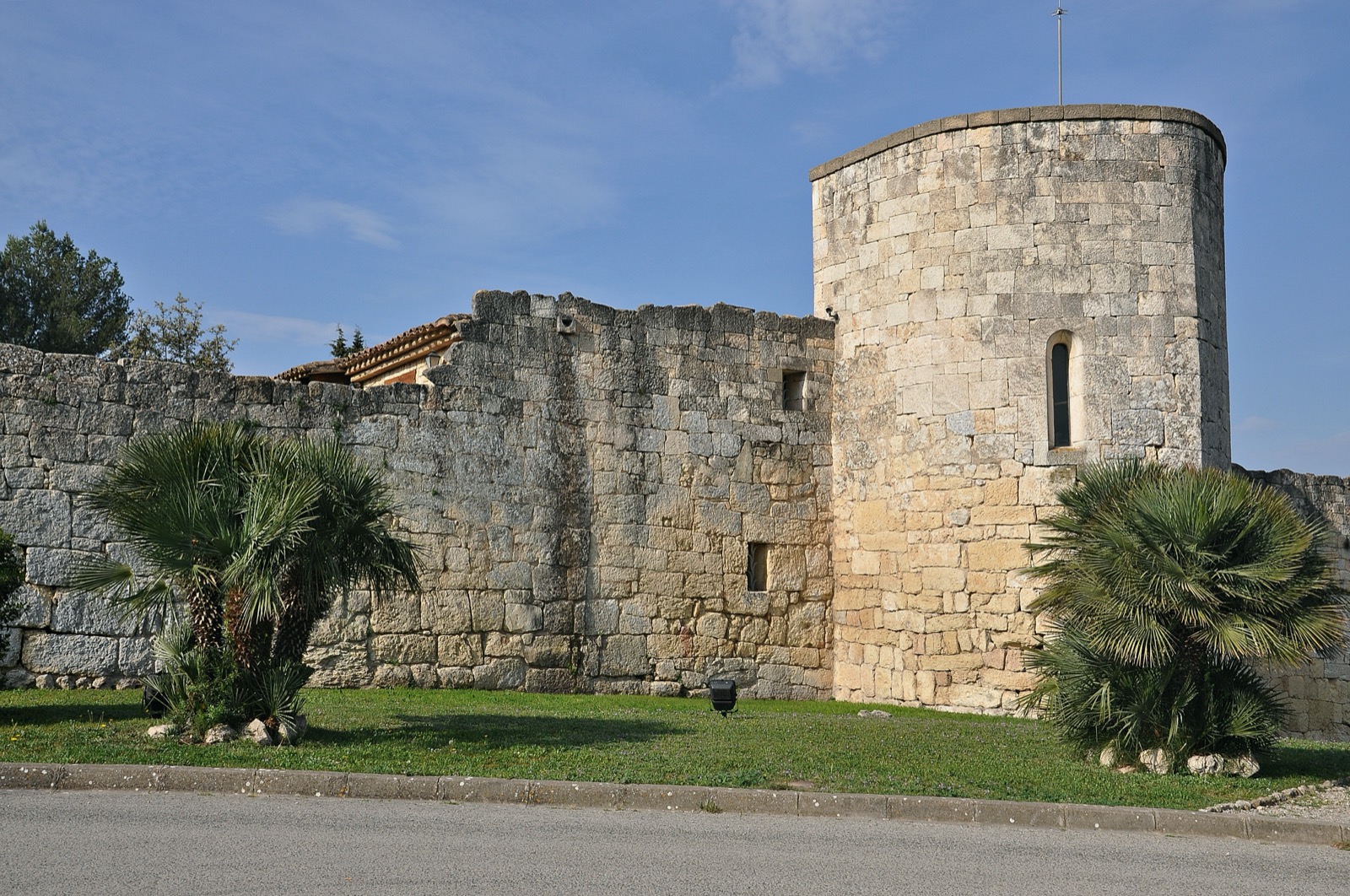 Castell d'Olèrdola — photo 1