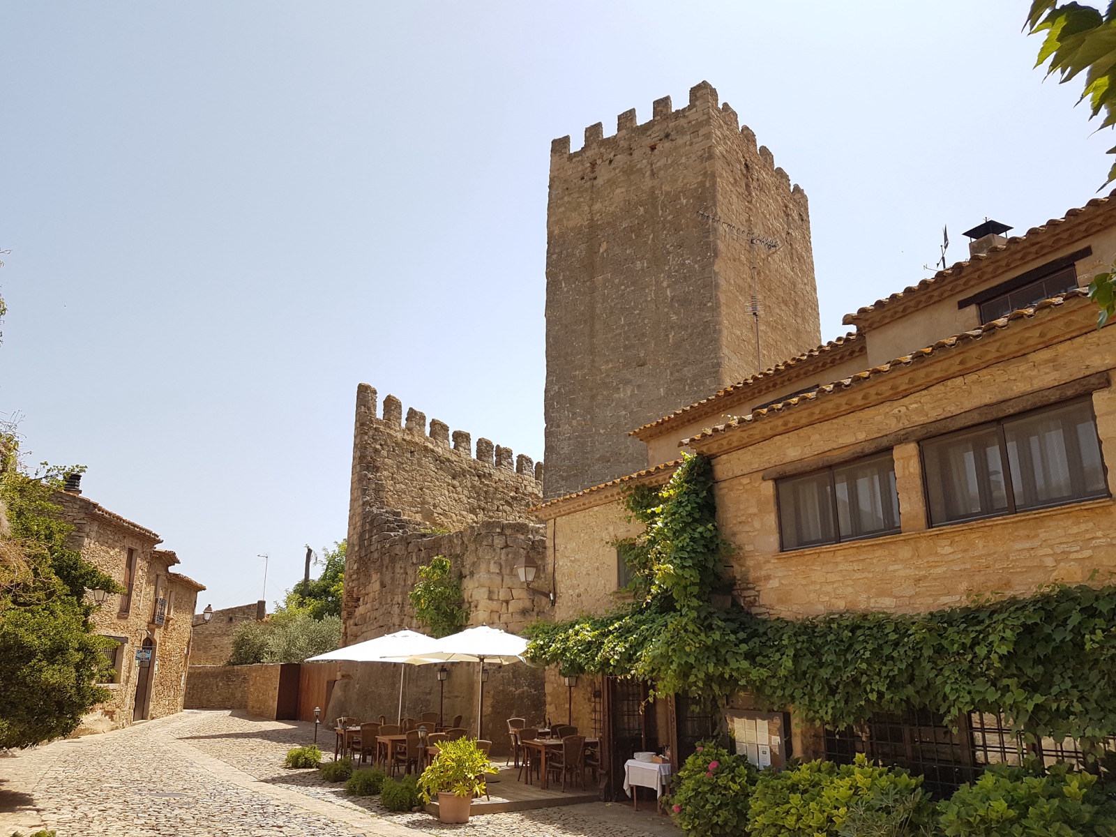 Castell de Peratallada — photo 2